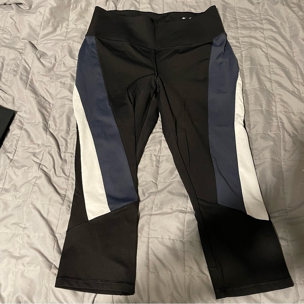 EUC Livi active lane bryant workout leggings black gray white 14/16